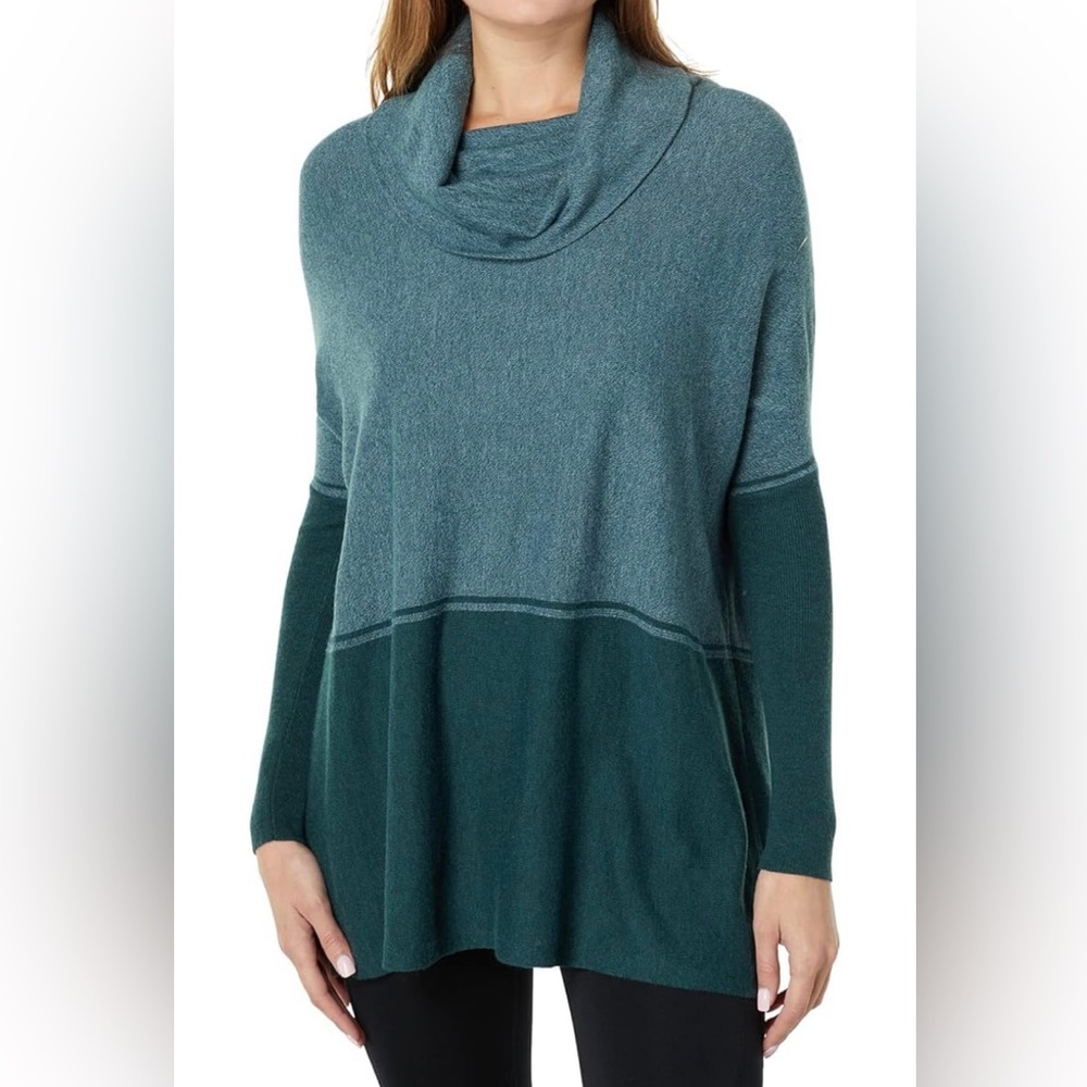 Smartwool Edgewood Poncho Sweater in Twilight Blue